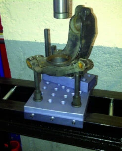 HBM Universeel Verstelbaar Persblok Voor Werkplaatspers 14 HBM Universeel Verstelbaar Persblok Voor Werkplaatspers -Werkplaats Expert 4fcca1509f6e1.jpg 1200x600 e2ac4ebc88