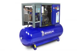 Michelin 15 PK 500 Liter Schroefcompressor Met Droger RSXD 15/500 6 Michelin 15 PK 500 Liter Schroefcompressor Met Droger RSXD 15/500 -Werkplaats Expert hbm 06220 20kopie.jpg 1200x600 8a79bebc88