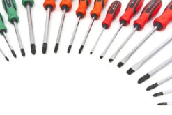 HBM Profi Slagvaste Schroevendraaierset 44-delig 15 HBM Profi Slagvaste Schroevendraaierset 44-delig -Werkplaats Expert hbm 228 55.jpg 1200x600 c8814ebc88