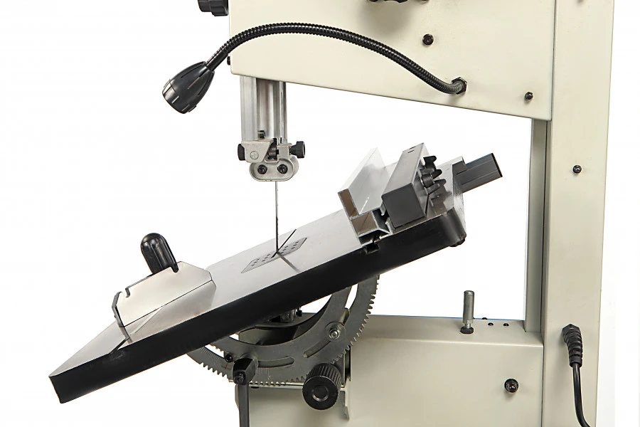 HBM 300 Profi Houtlintzaagmachine 5 HBM 300 Profi Houtlintzaagmachine - Afbeelding 3