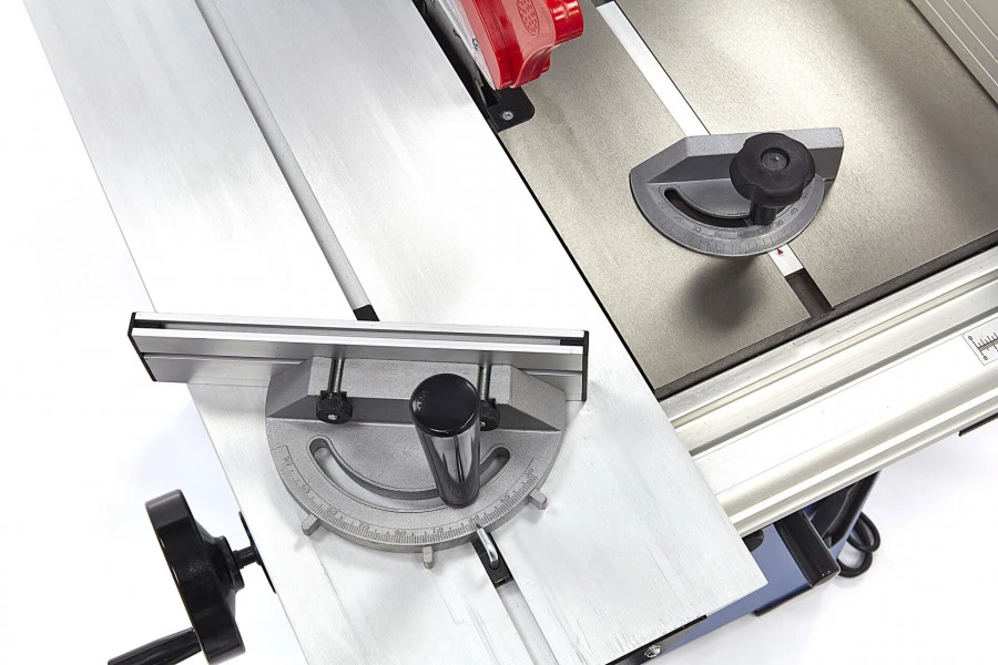 HBM 2200 Watt Professionele Cirkelzaagtafel Met Roltafel 14 HBM 2200 Watt Professionele Cirkelzaagtafel Met Roltafel - Afbeelding 12